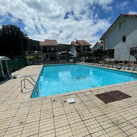 Chalet En Urbanizacion Con Piscina 阿哥诺斯 外观 照片